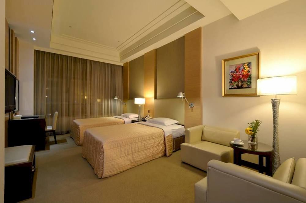 Ever Delightful Business Hotel Chiayi City Luaran gambar