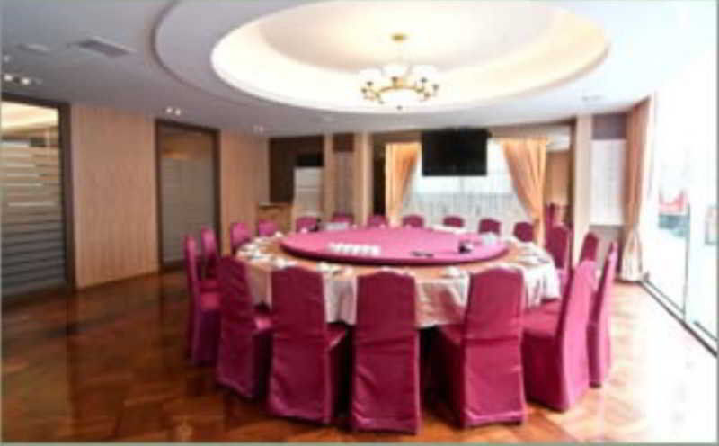 Ever Delightful Business Hotel Chiayi City Luaran gambar