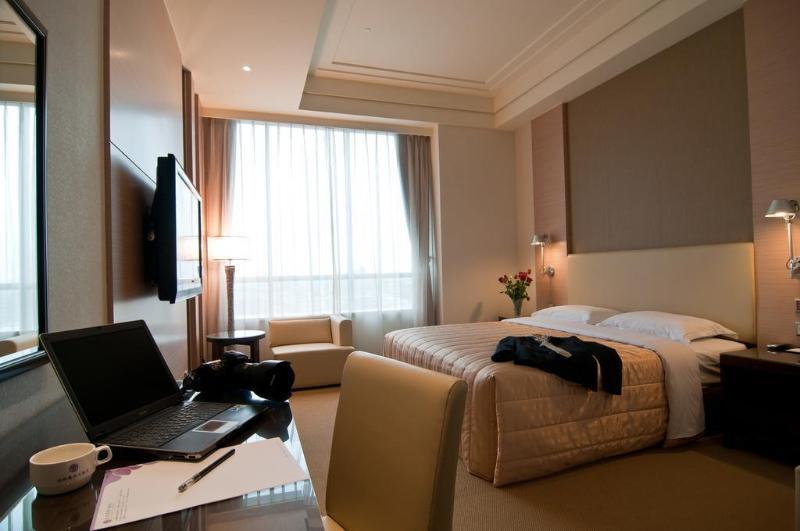 Ever Delightful Business Hotel Chiayi City Luaran gambar