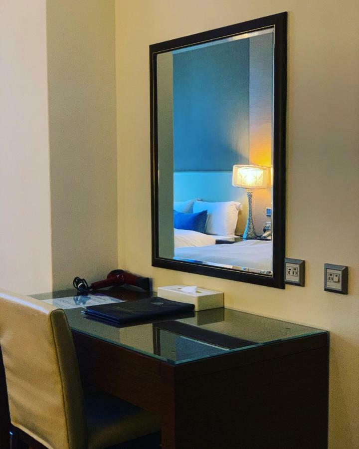 Ever Delightful Business Hotel Chiayi City Luaran gambar