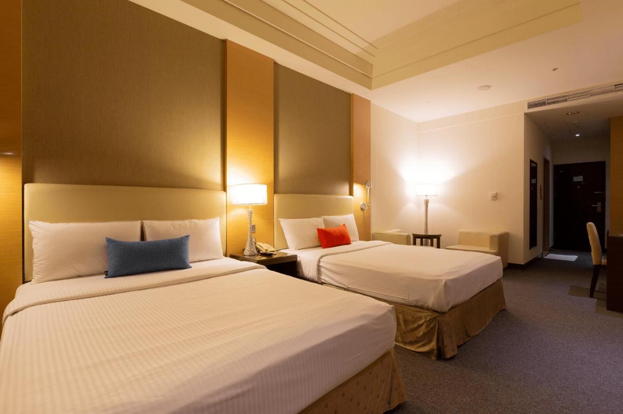 Ever Delightful Business Hotel Chiayi City Luaran gambar