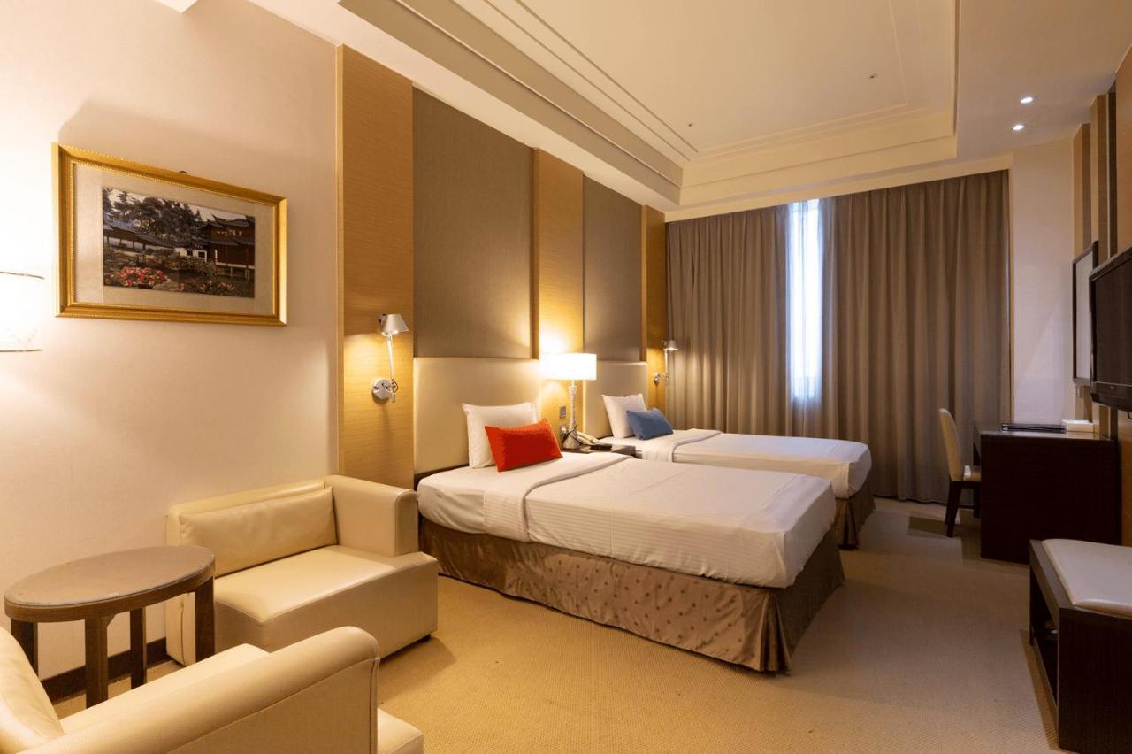 Ever Delightful Business Hotel Chiayi City Luaran gambar