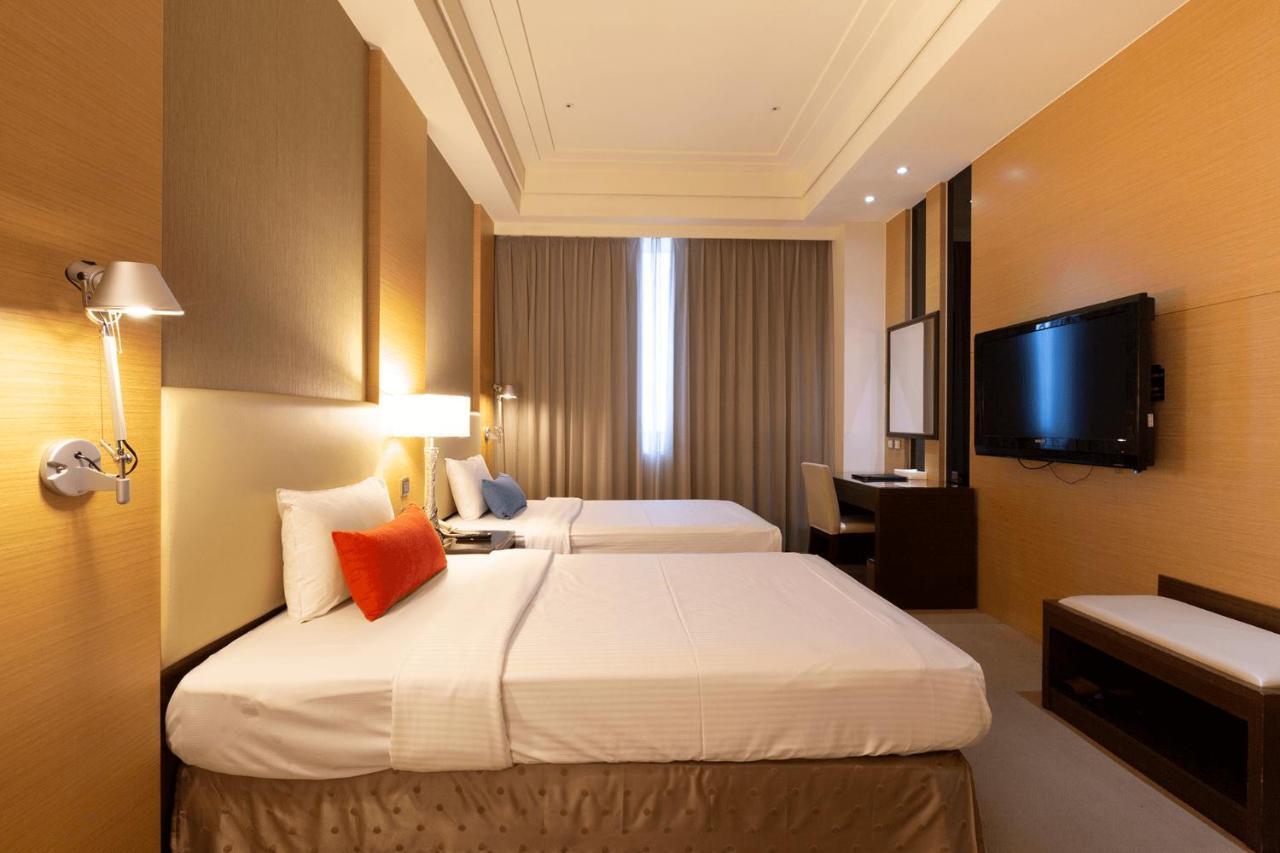 Ever Delightful Business Hotel Chiayi City Luaran gambar