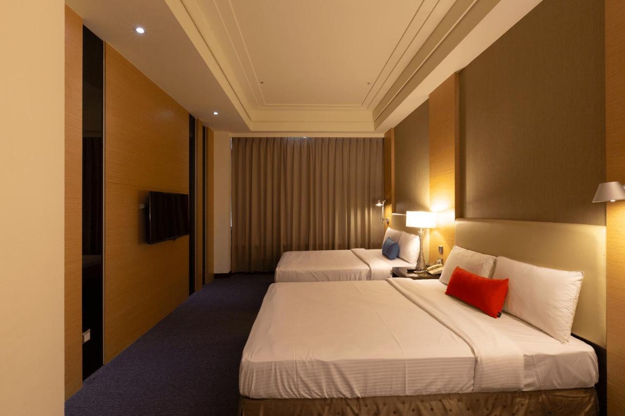 Ever Delightful Business Hotel Chiayi City Luaran gambar