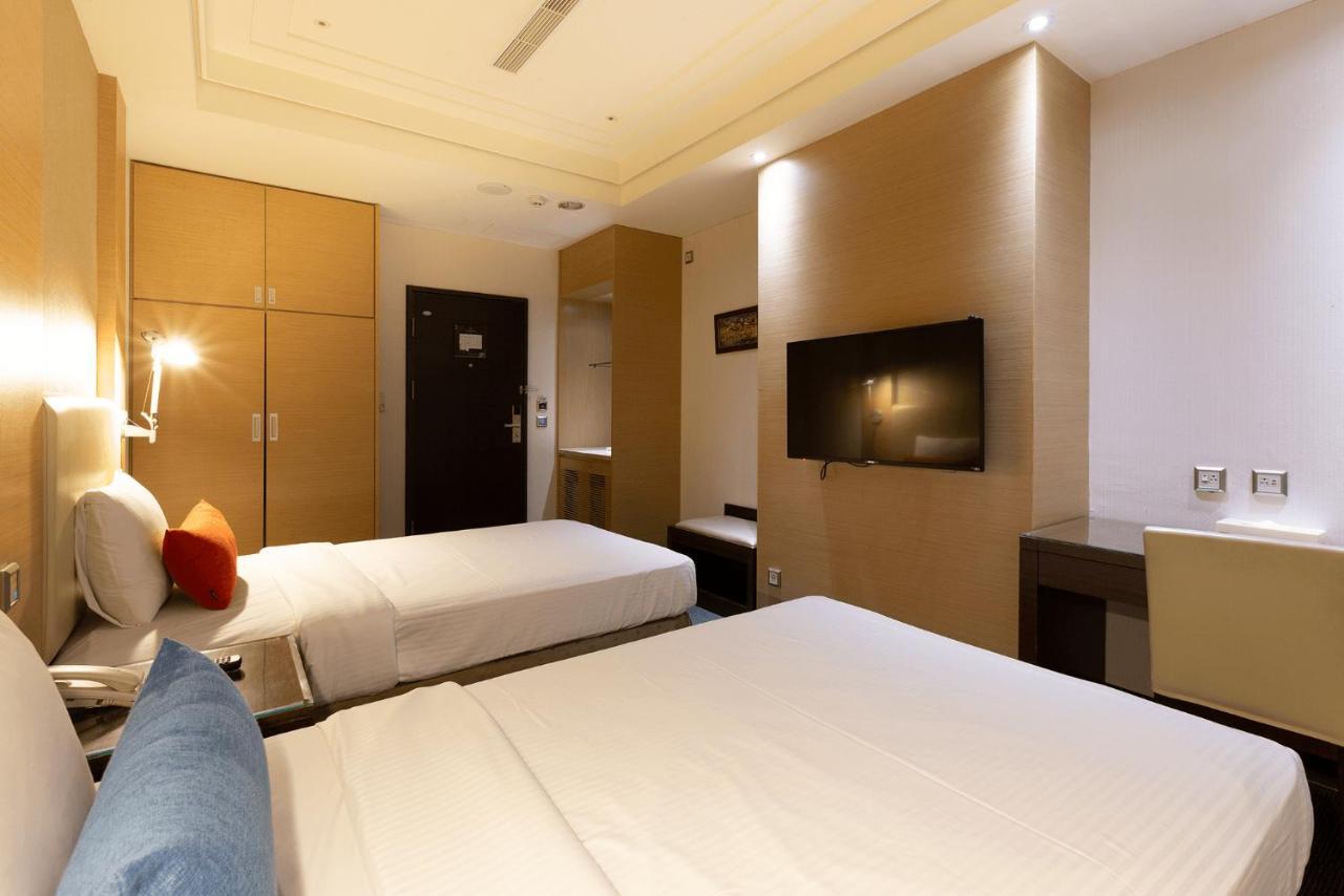 Ever Delightful Business Hotel Chiayi City Luaran gambar